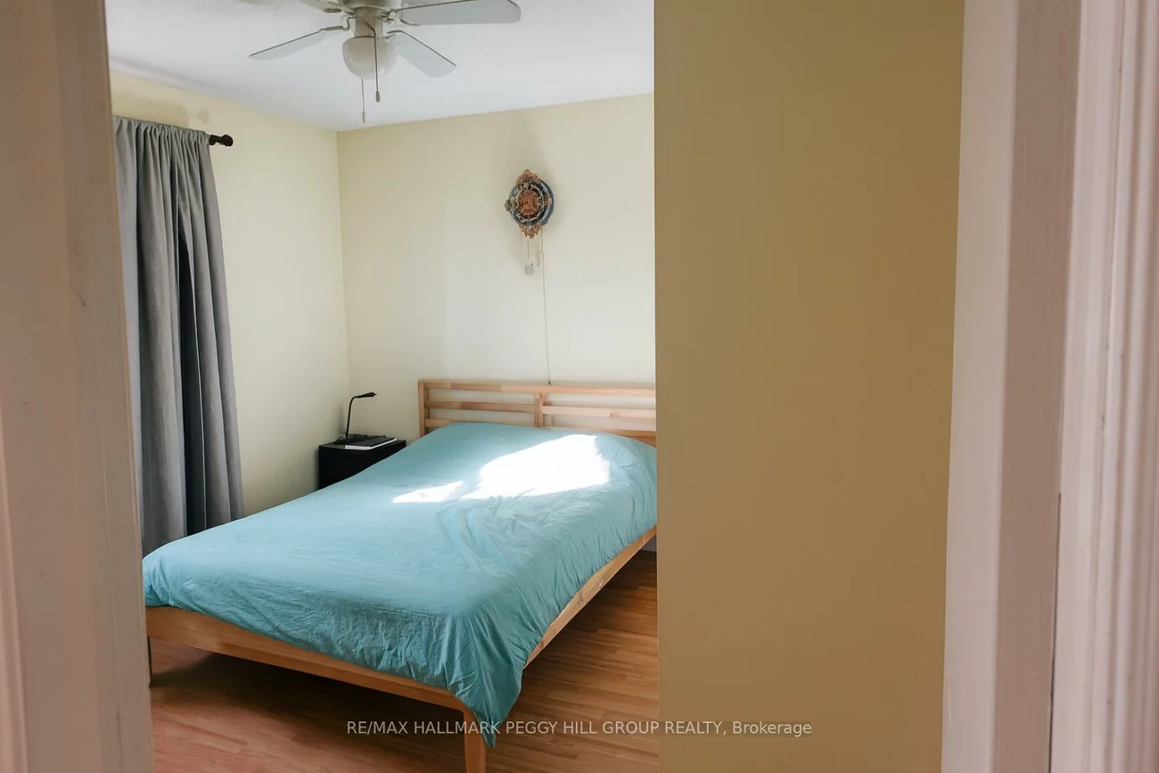 21, Evergreen, Ardagh, Barrie