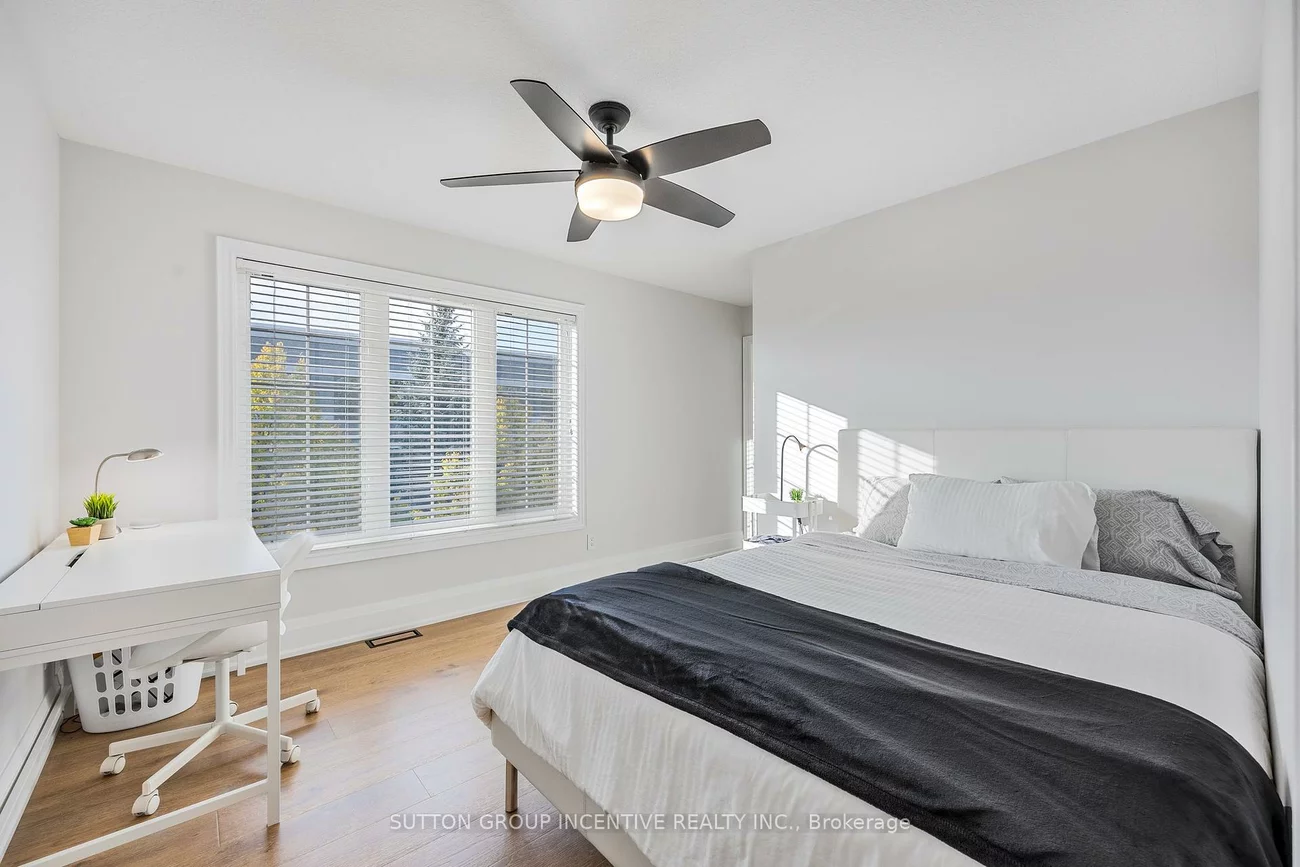 19, White Oaks, Lakeshore, Barrie