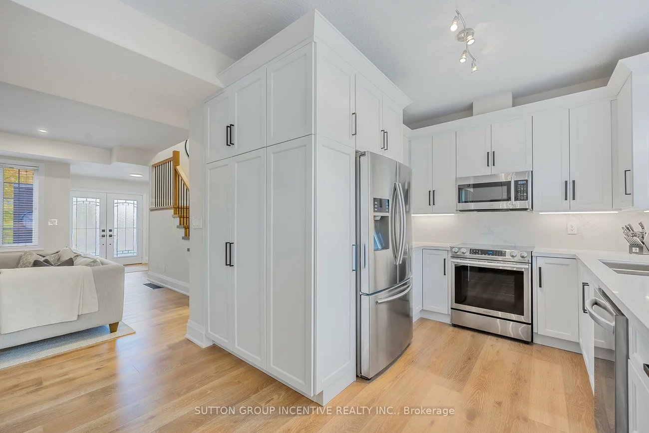 19, White Oaks, Lakeshore, Barrie
