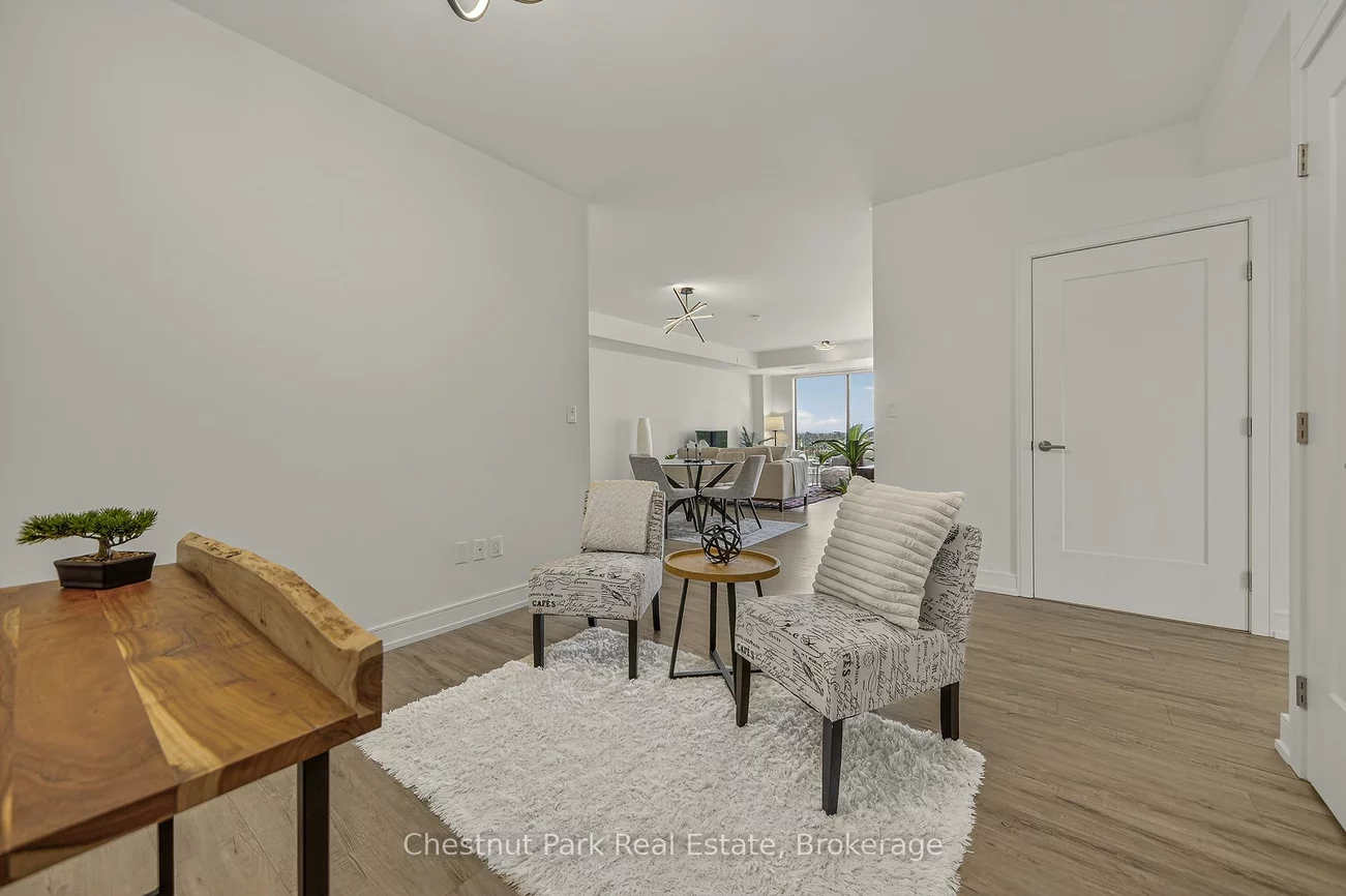 185, Dunlop, Lakeshore, Barrie
