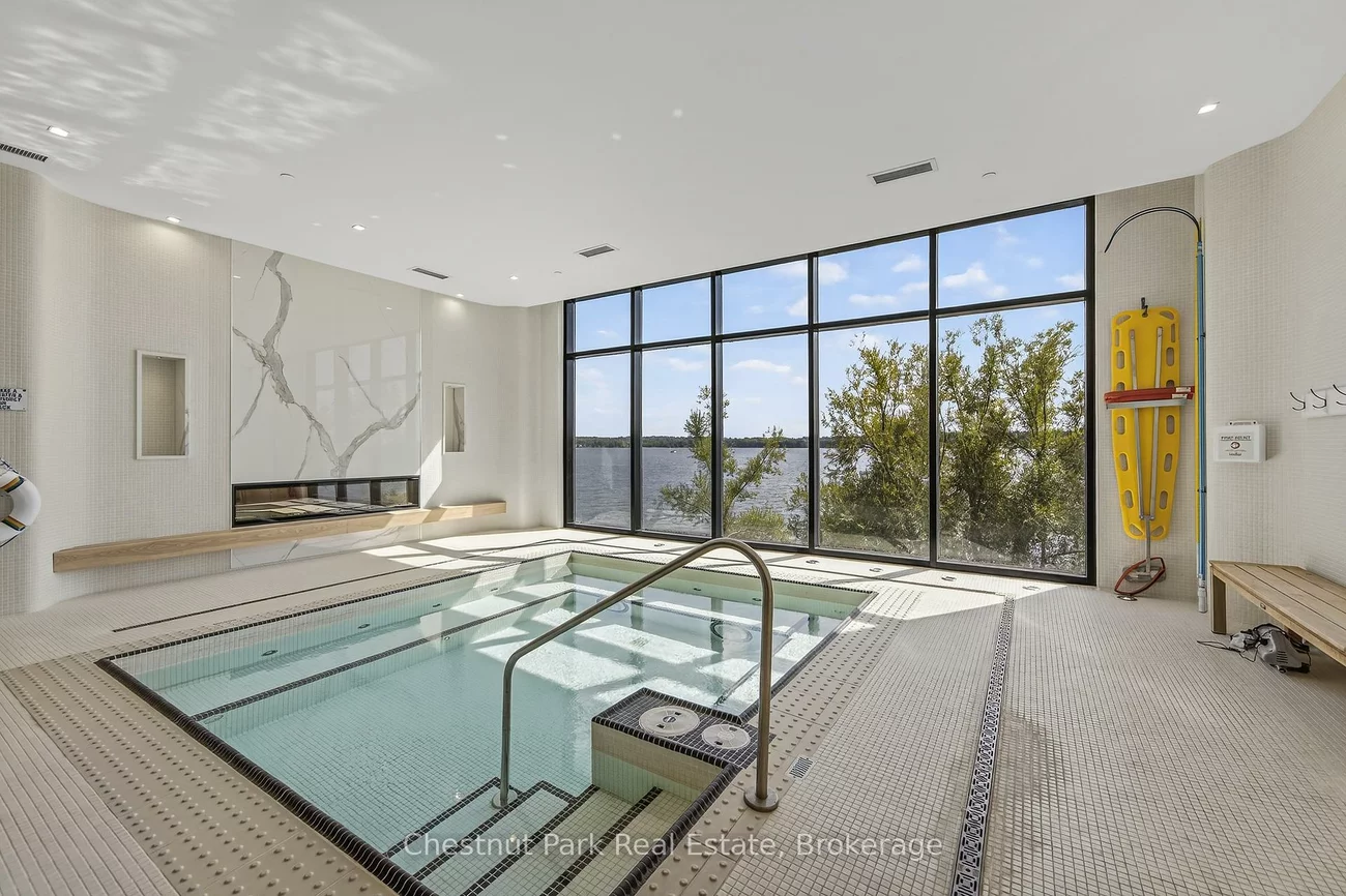 185, Dunlop, Lakeshore, Barrie