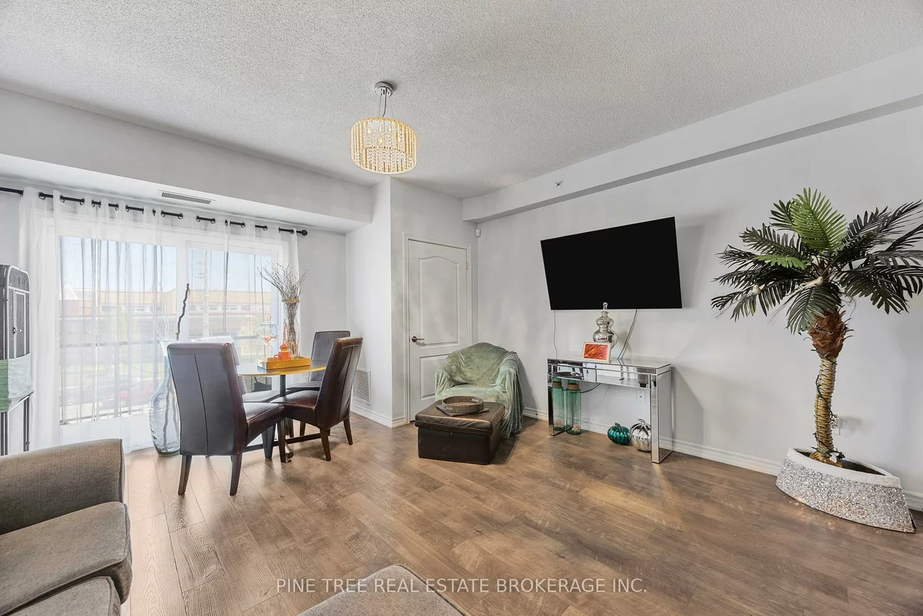 720, Yonge, Painswick South, Barrie