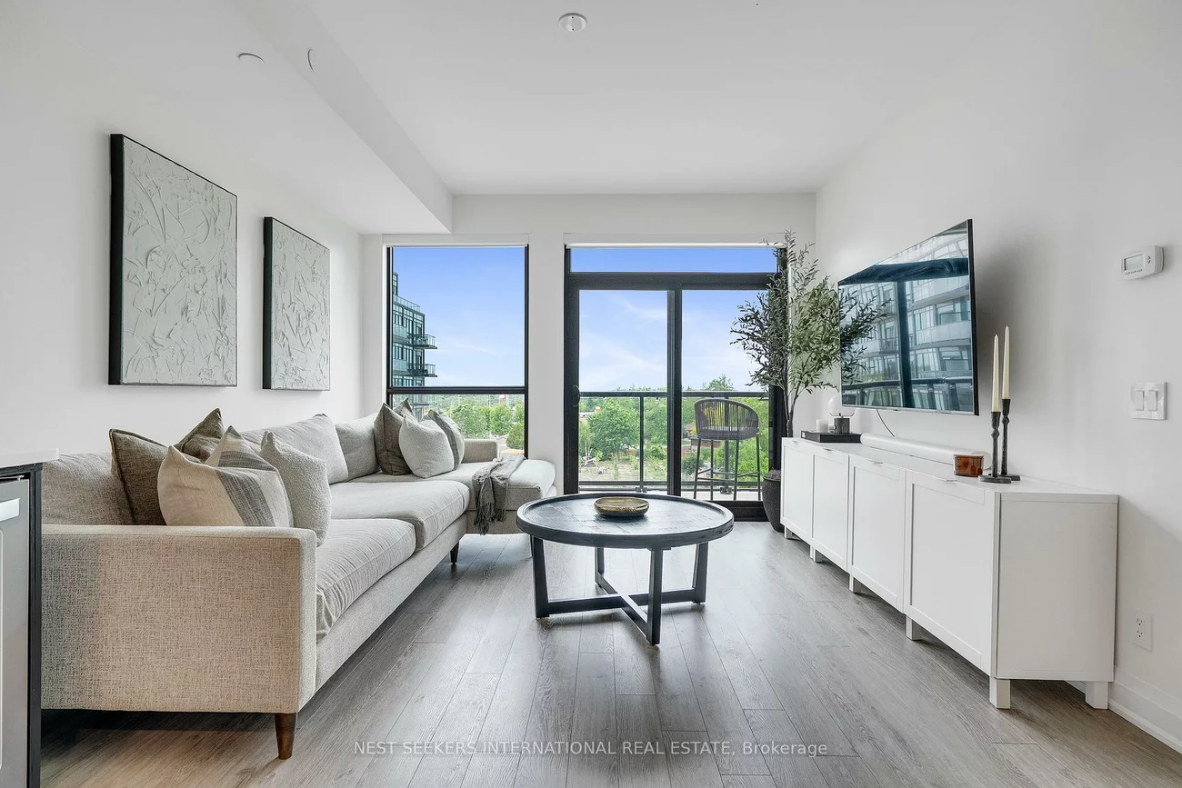 681, Yonge, Painswick South, Barrie