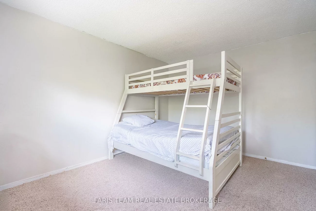 233, Innisfil, Allandale Centre, Barrie