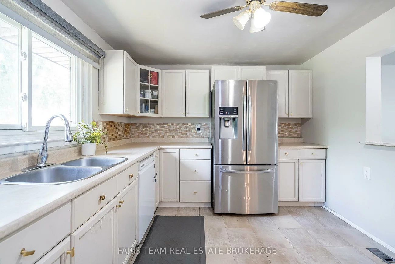 233, Innisfil, Allandale Centre, Barrie