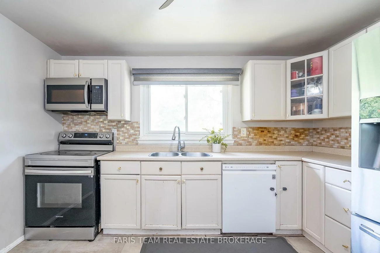 233, Innisfil, Allandale Centre, Barrie