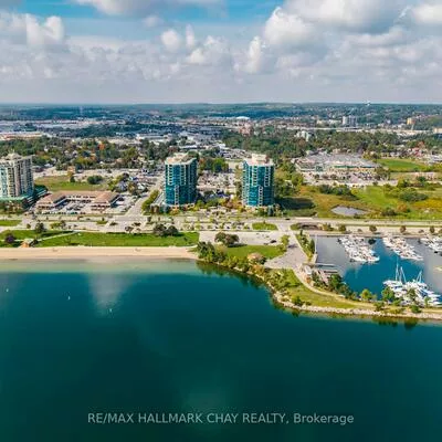 33, Ellen, City Centre, Barrie