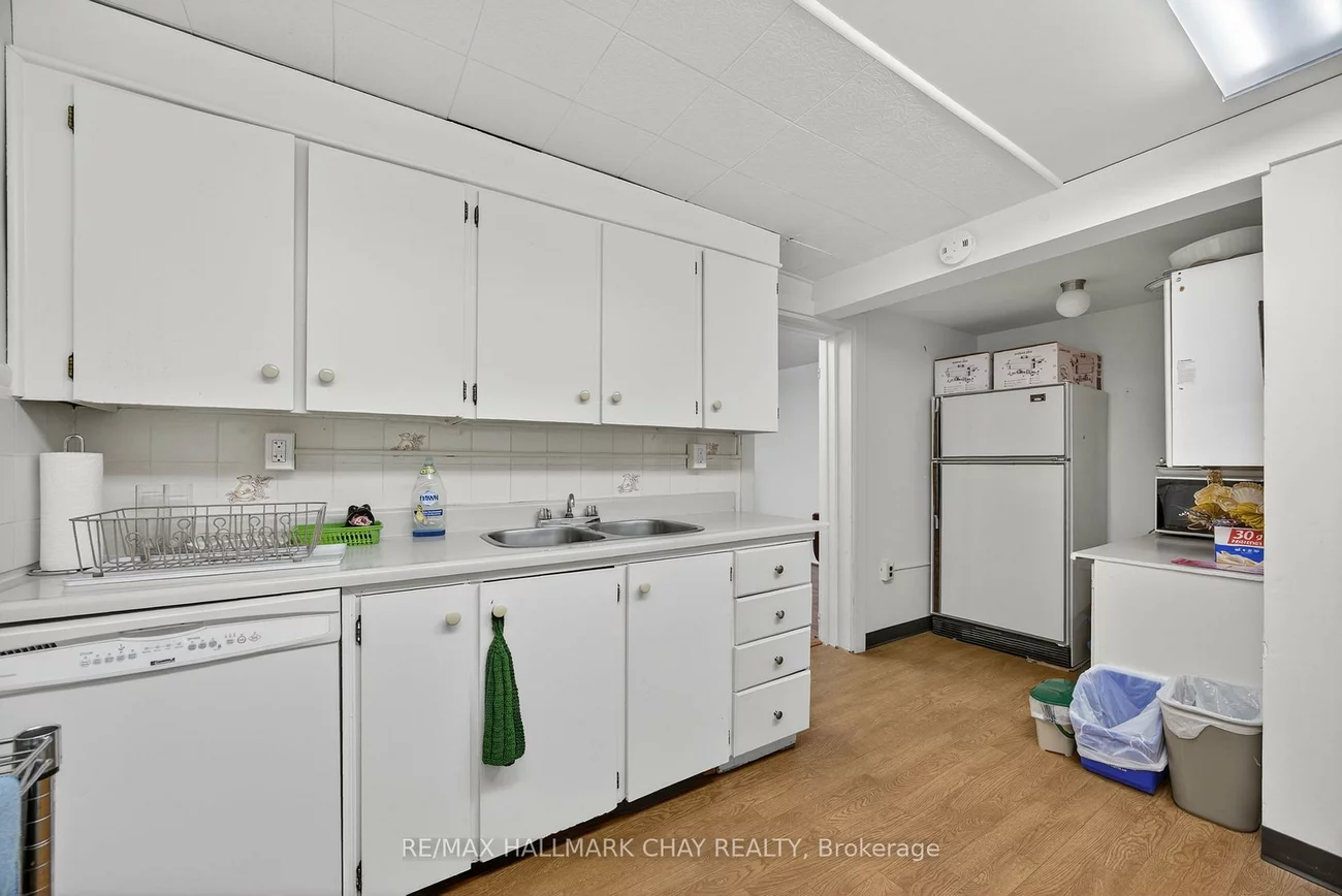 414, Blake, Codrington, Barrie