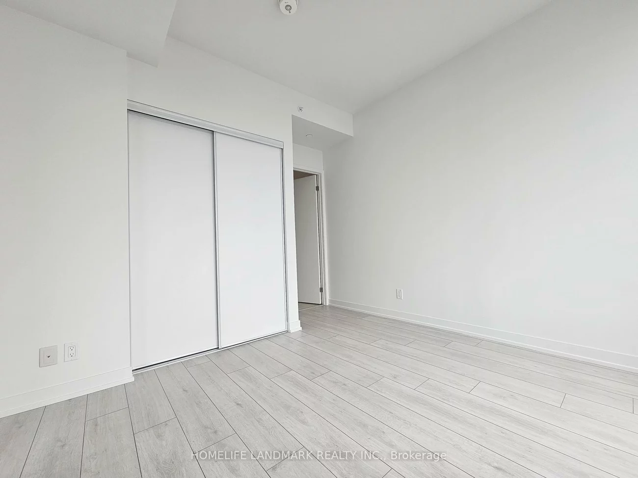 39, Mary, City Centre, Barrie