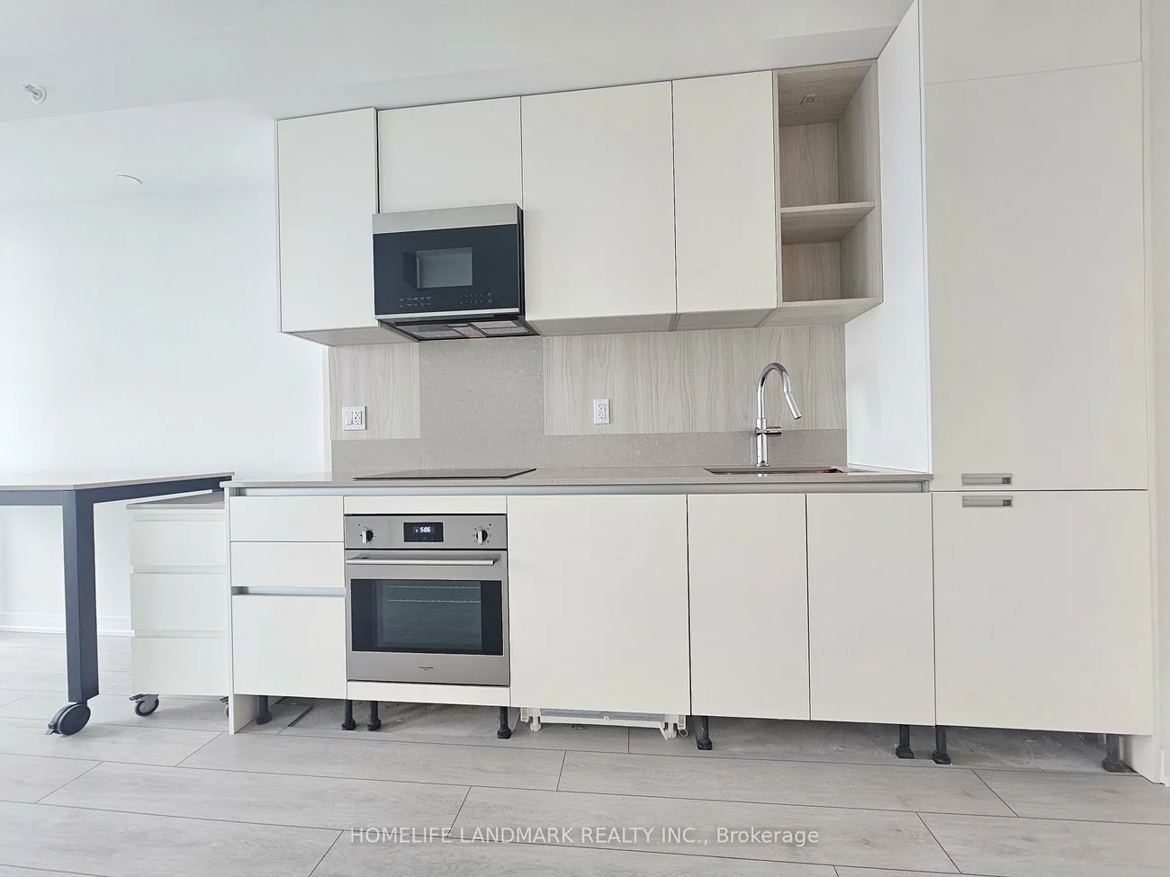 39, Mary, City Centre, Barrie