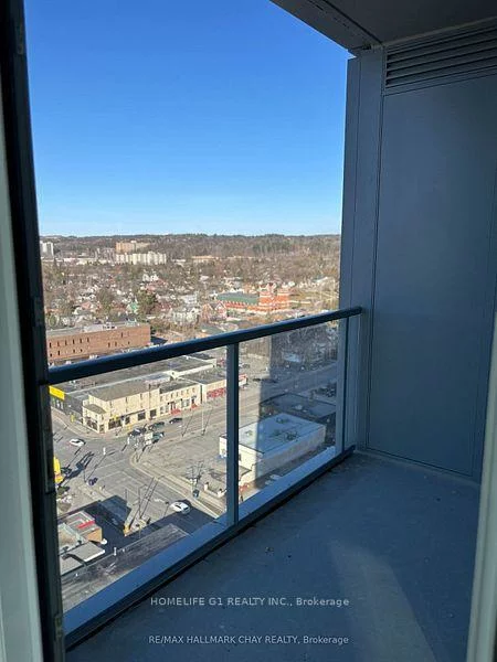 39, Mary, City Centre, Barrie