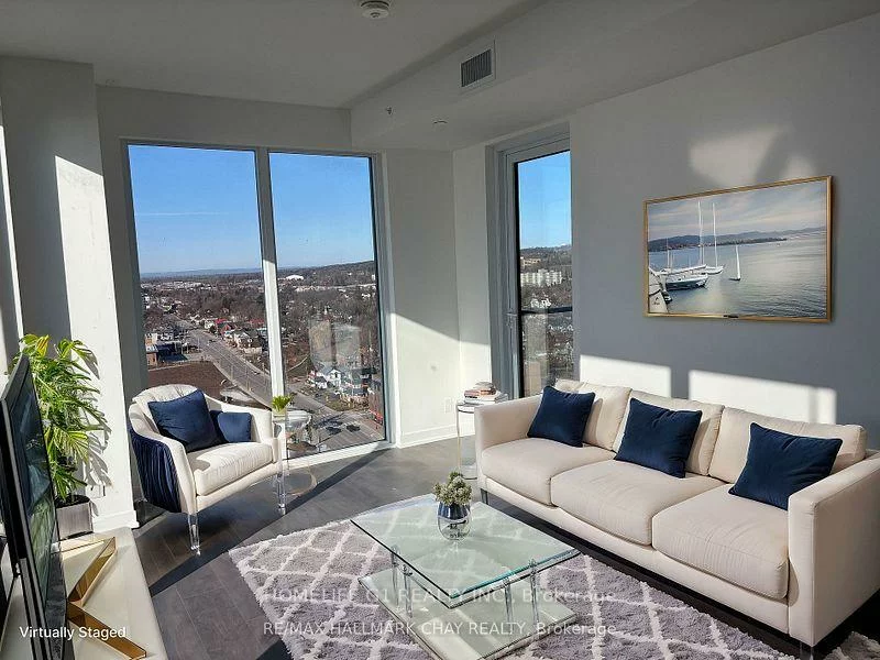 39, Mary, City Centre, Barrie