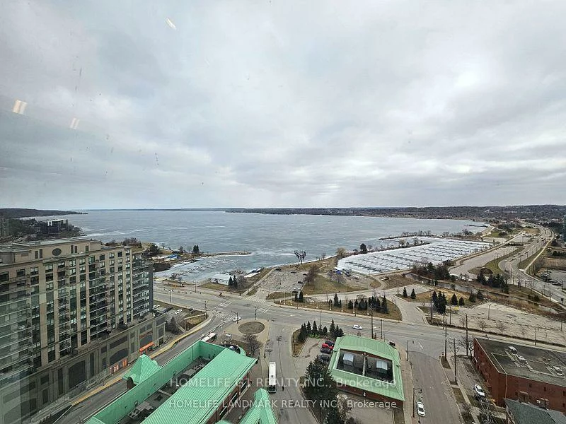 39, Mary, City Centre, Barrie