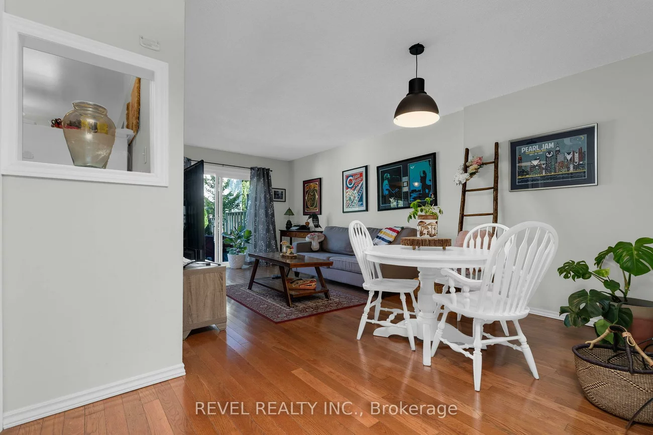 28, Donald, Queen's Park, Barrie