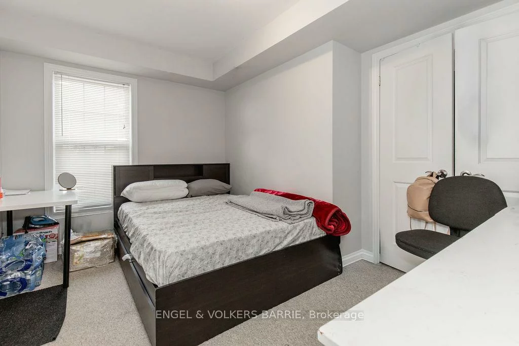 246, Penetanguishene, Georgian Drive, Barrie