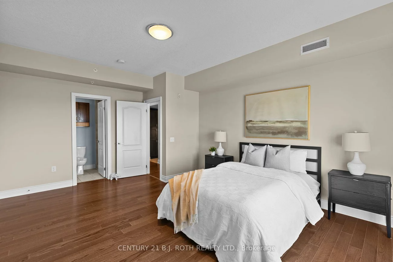 720, YONGE, Painswick South, Barrie