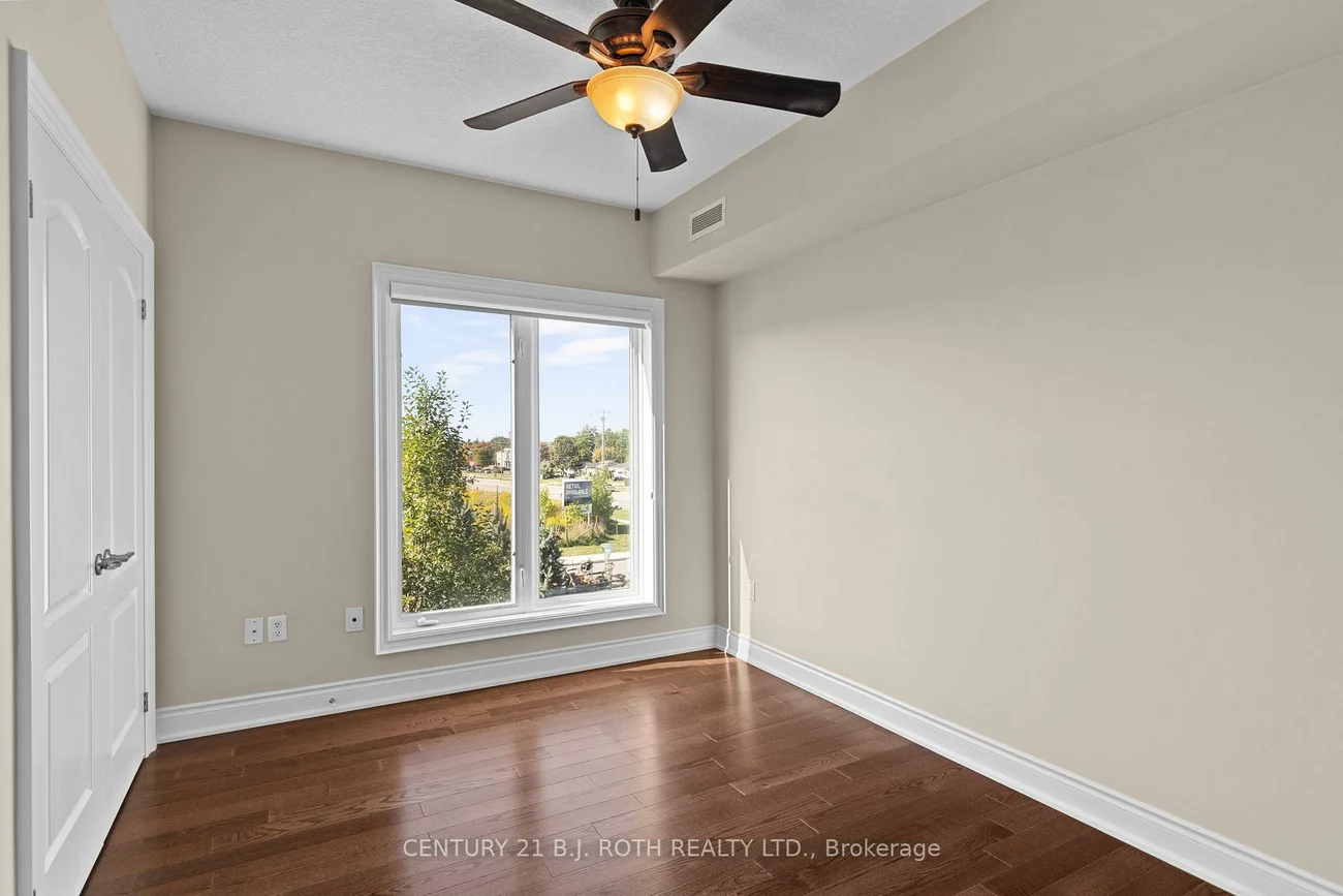 720, YONGE, Painswick South, Barrie