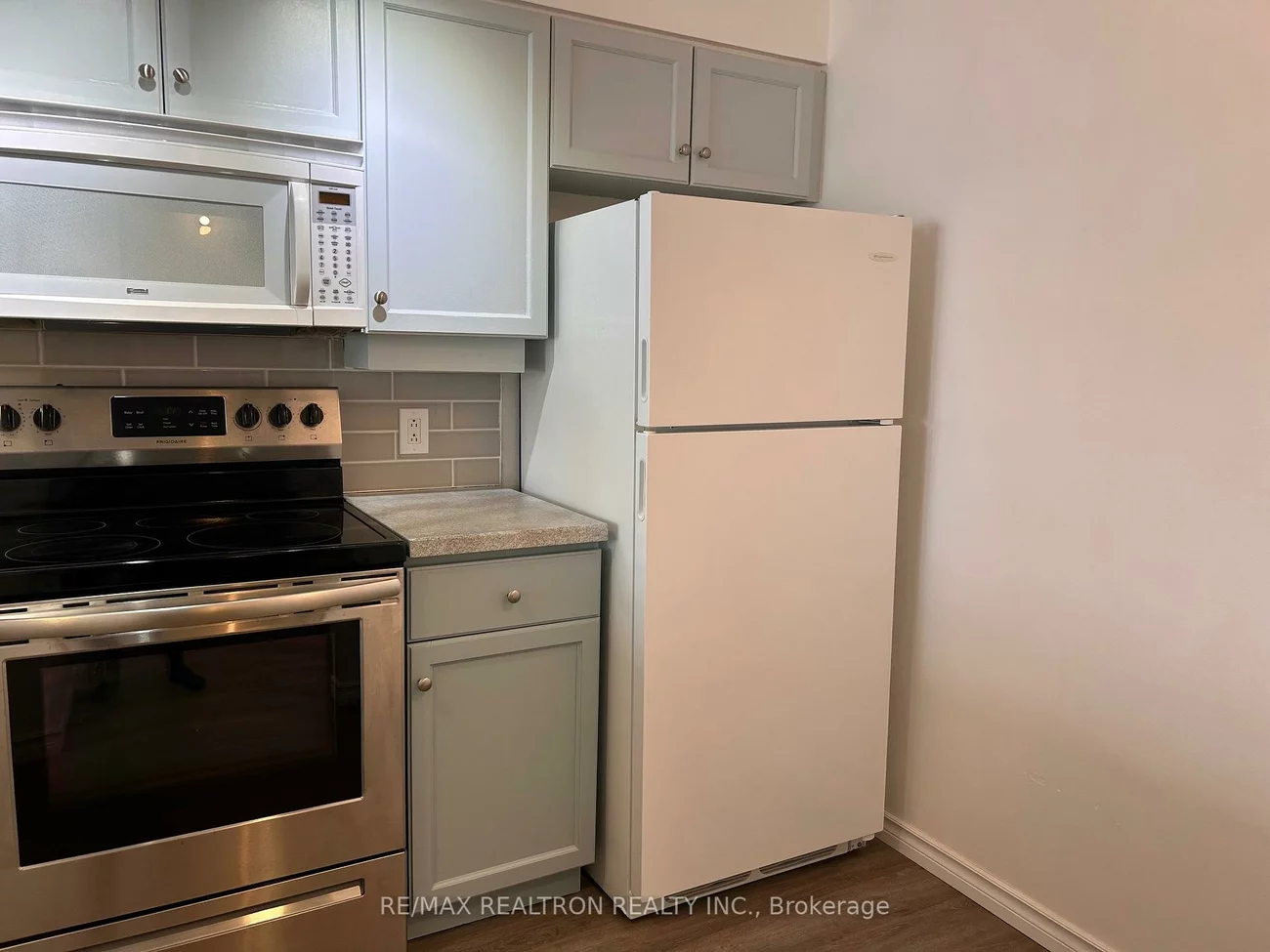 74, Ross, Queen's Park, Barrie