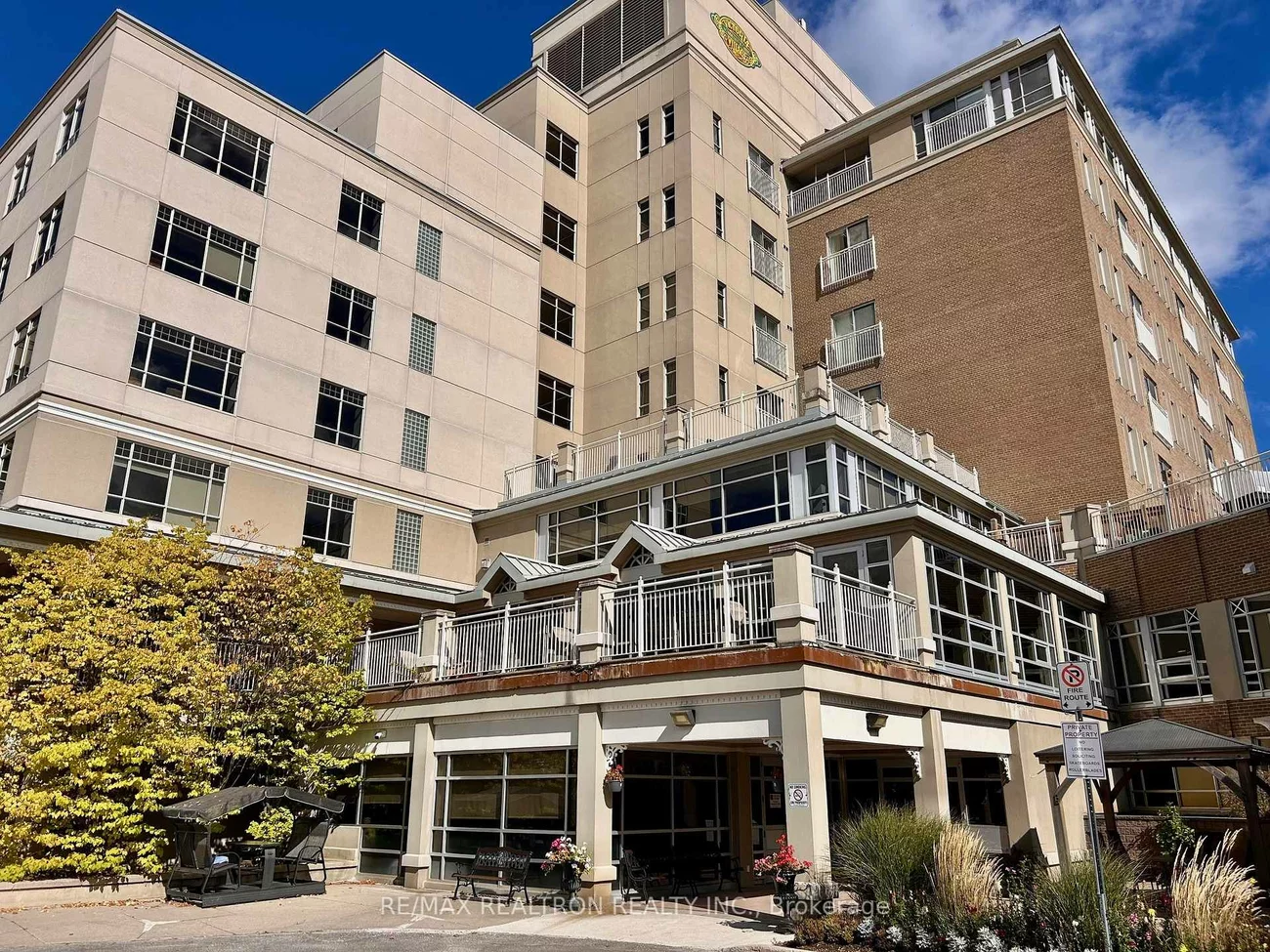 74, Ross, Queen's Park, Barrie