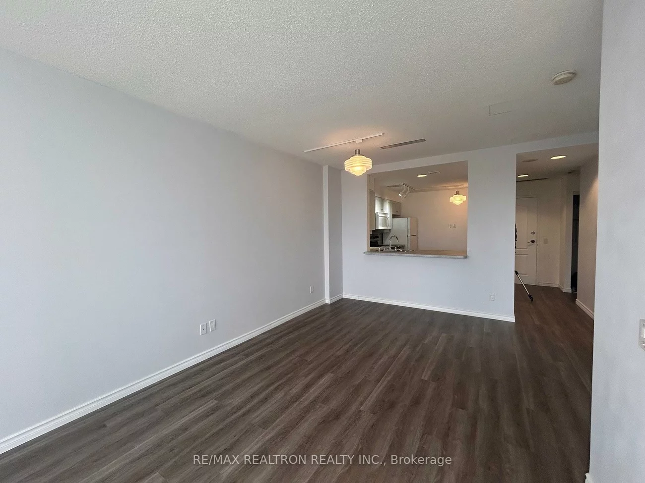 74, Ross, Queen's Park, Barrie