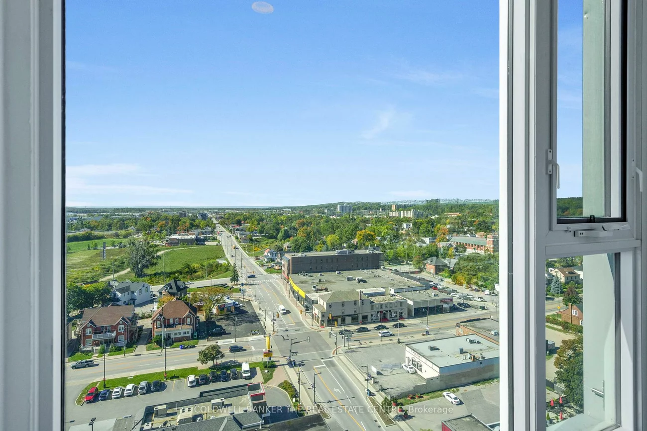 55, Dunlop, City Centre, Barrie