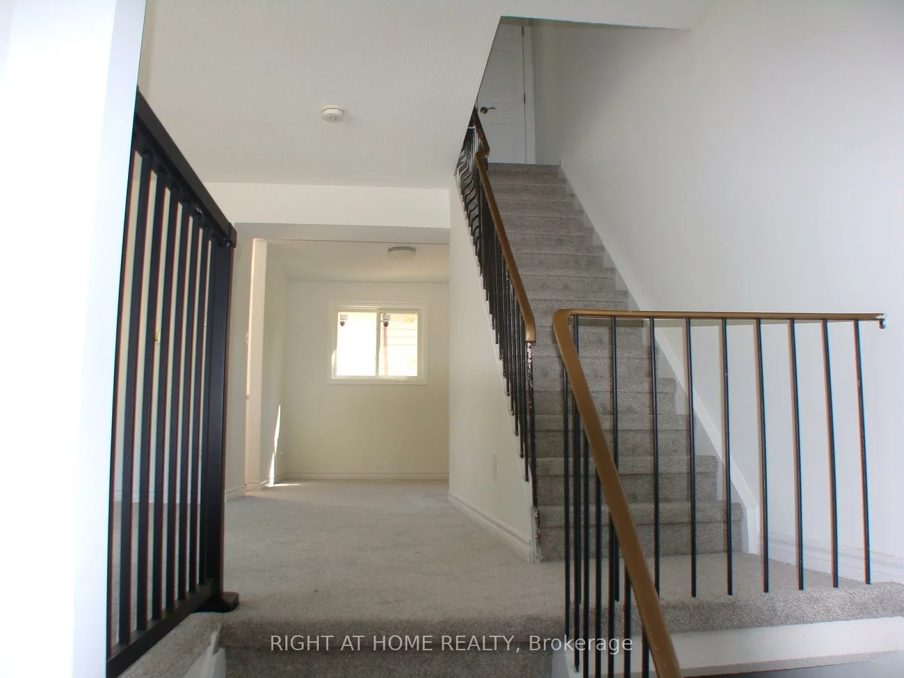 63, Ferris, Cundles East, Barrie