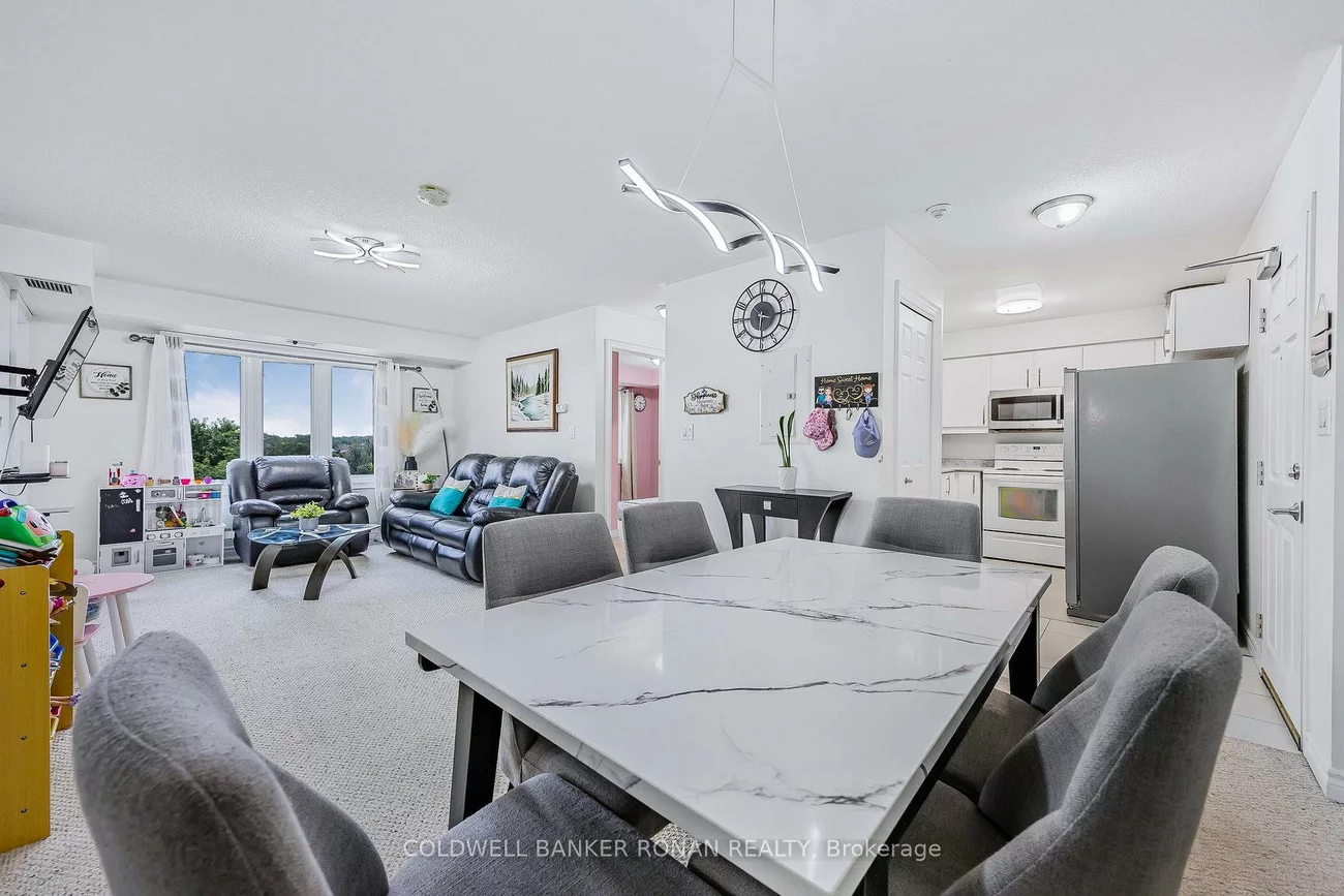500, Mapleview, Holly, Barrie