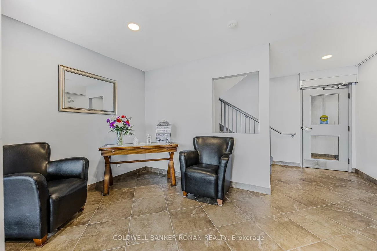 500, Mapleview, Holly, Barrie