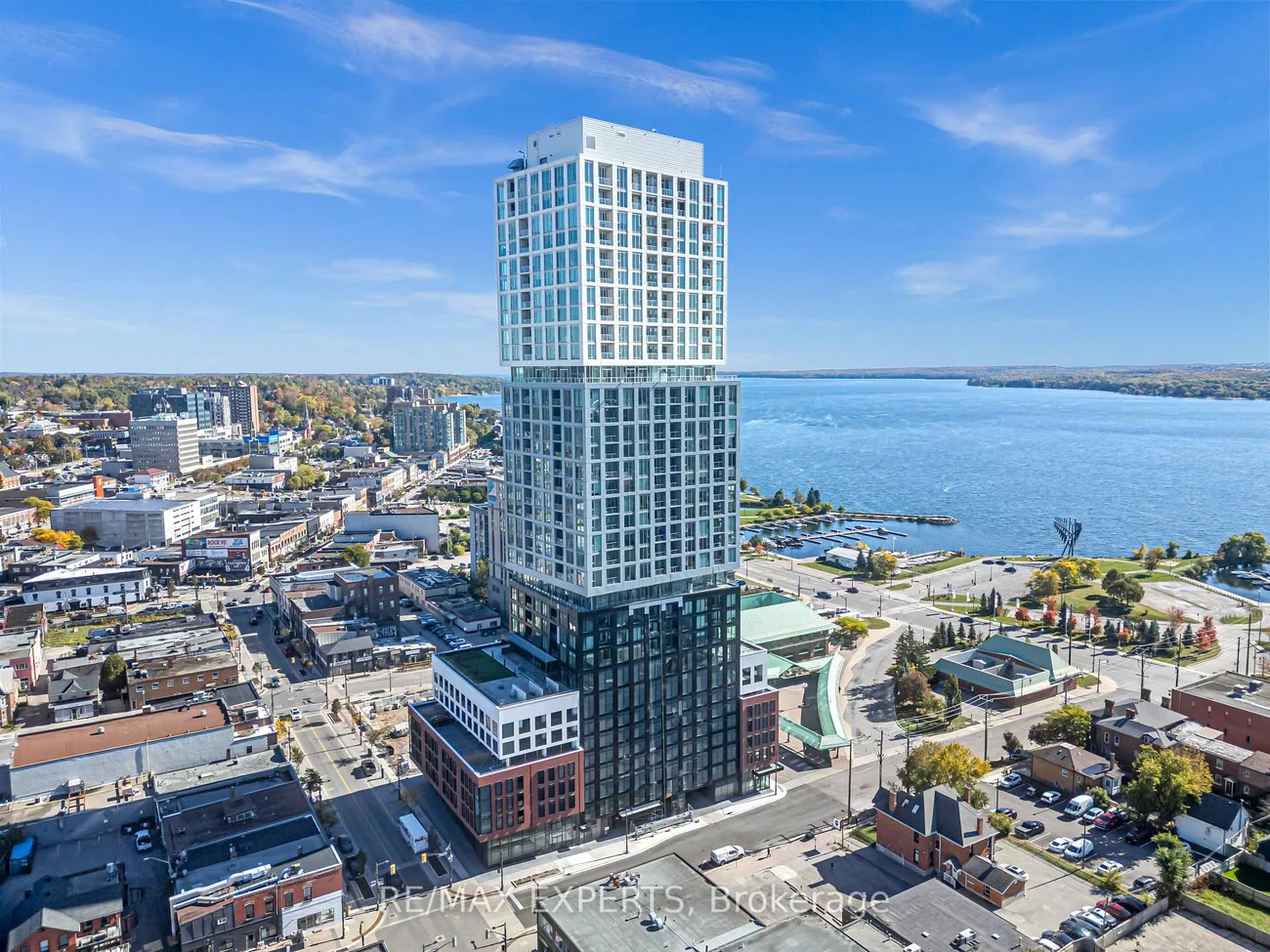 39, Mary, City Centre, Barrie