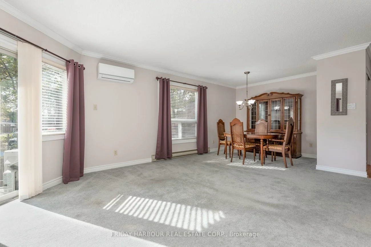 131, Clapperton, Wellington, Barrie