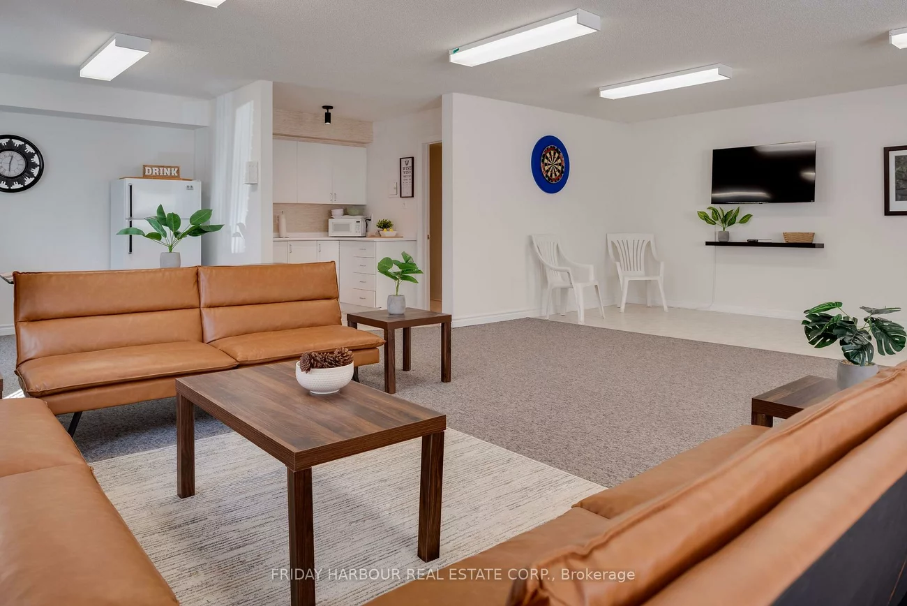 131, Clapperton, Wellington, Barrie