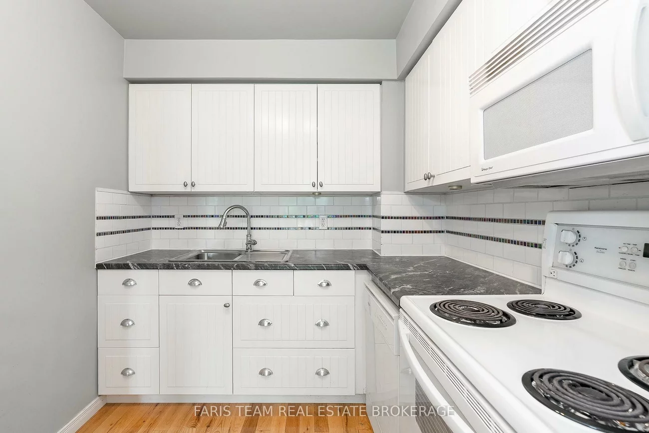 52, Adelaide, Allandale, Barrie