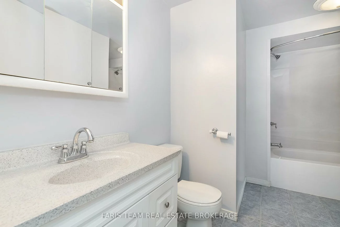 52, Adelaide, Allandale, Barrie