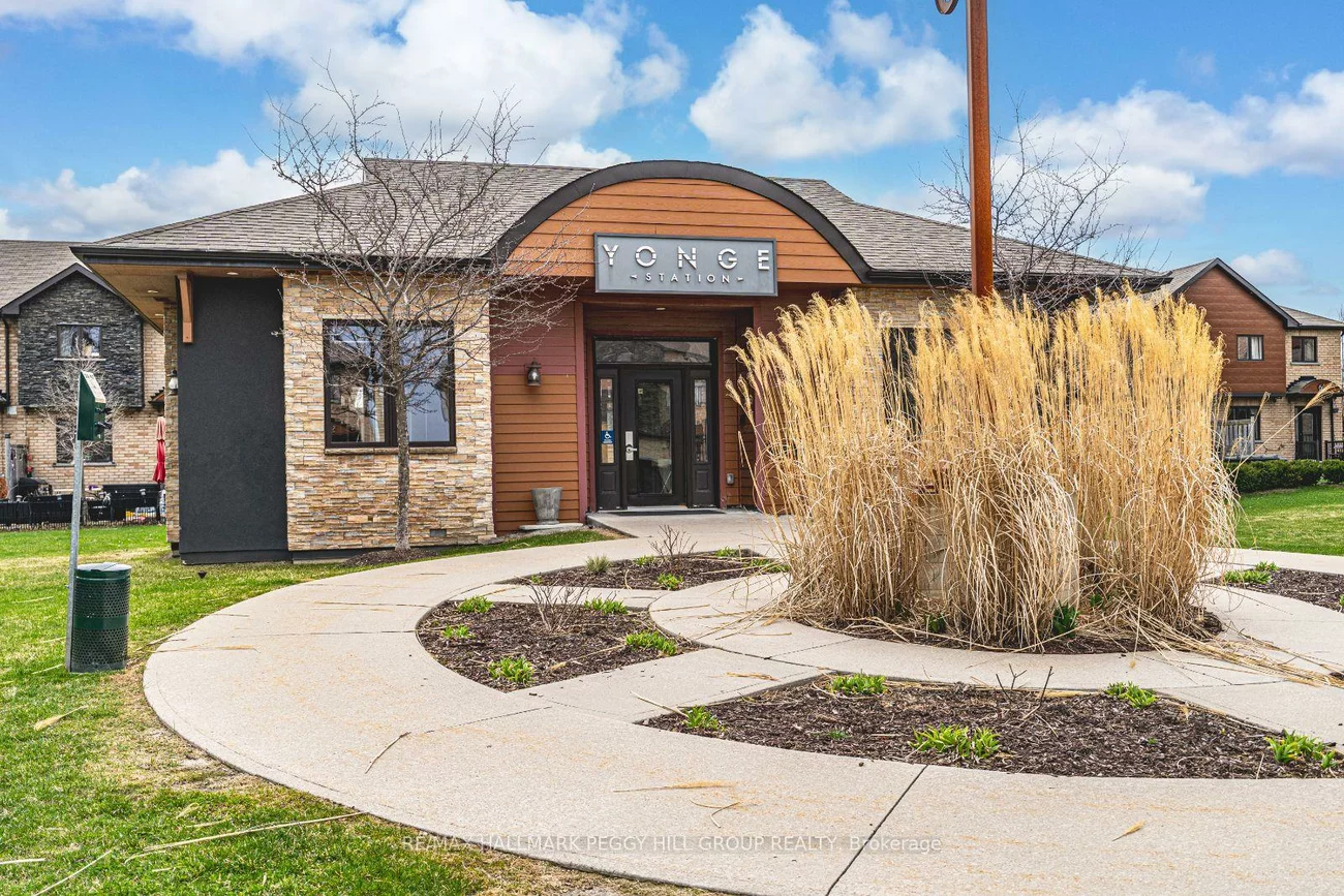 25, Madelaine, Painswick South, Barrie