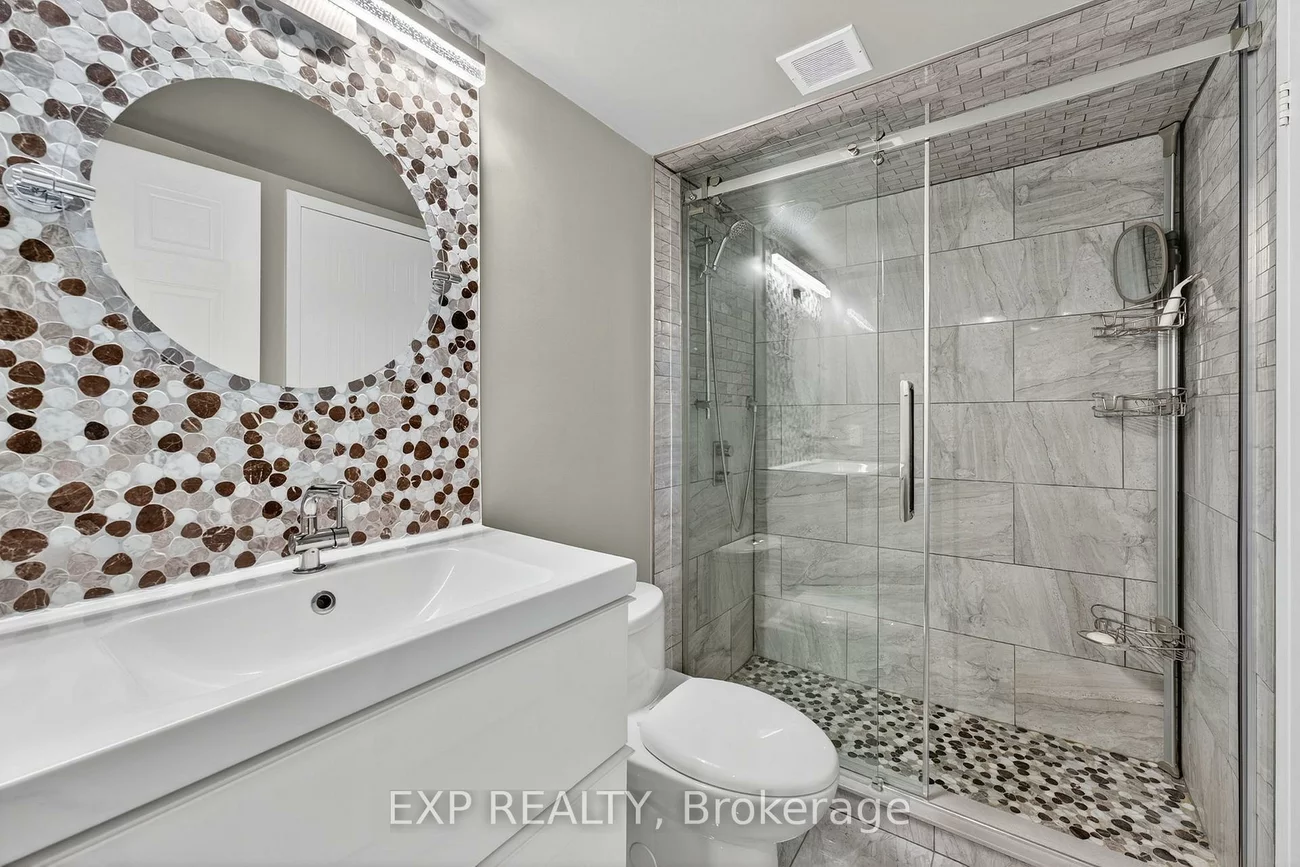 75, Ellen, City Centre, Barrie