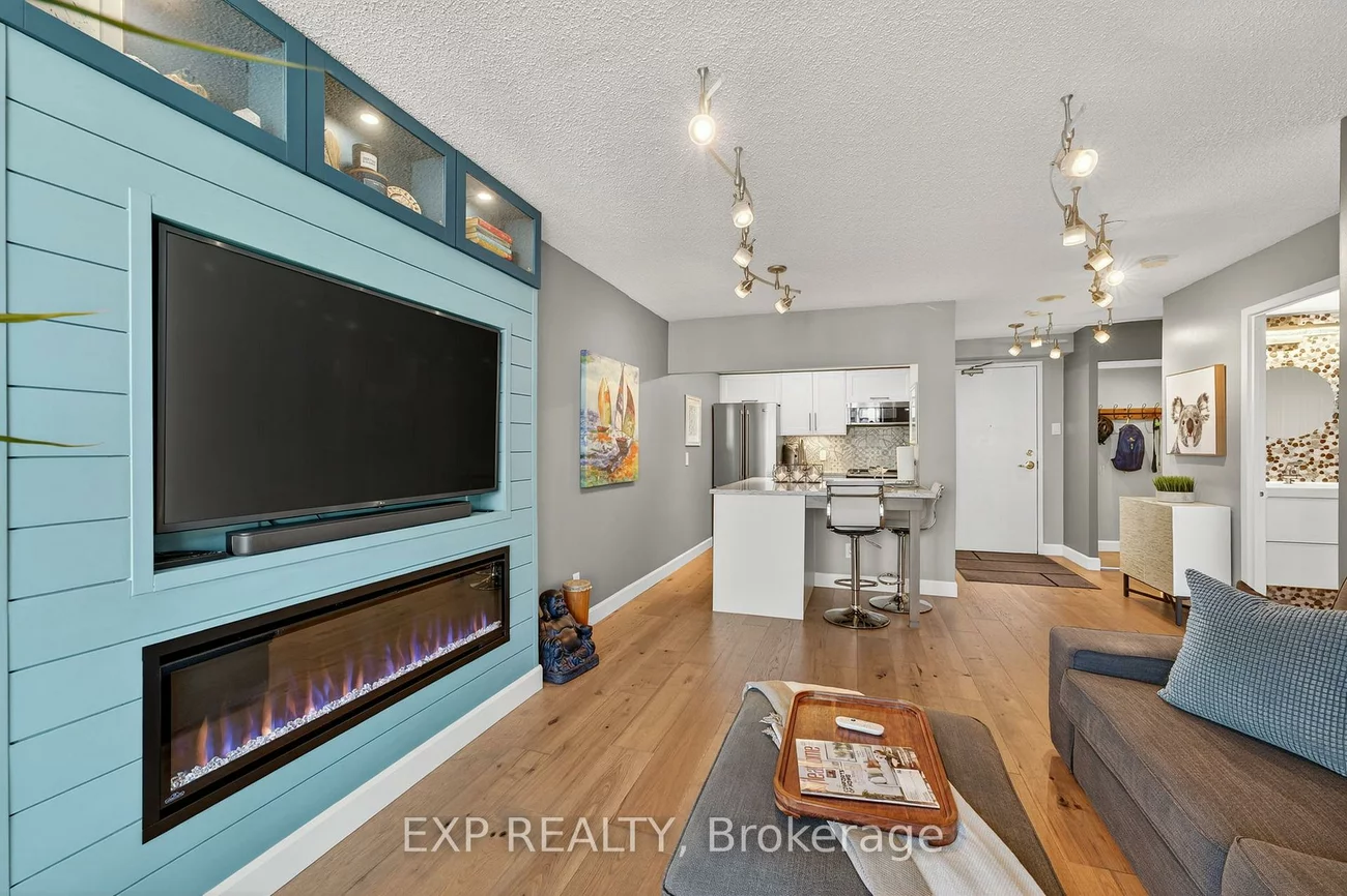 75, Ellen, City Centre, Barrie