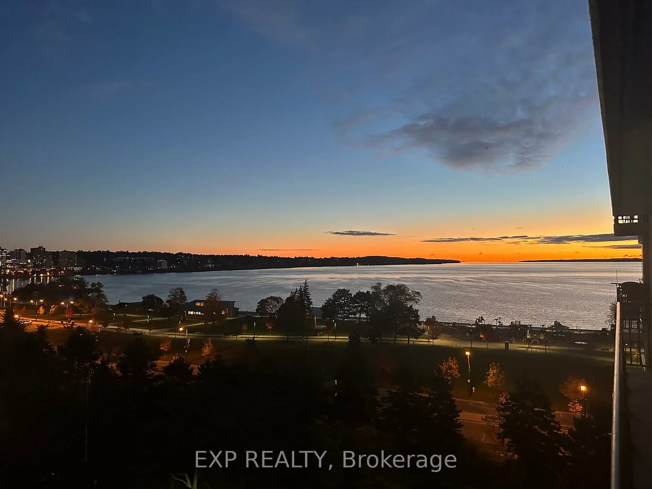 75, Ellen, City Centre, Barrie