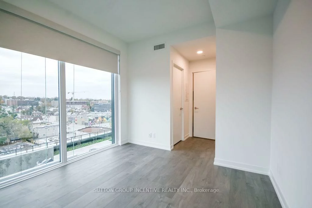 39, Mary, City Centre, Barrie