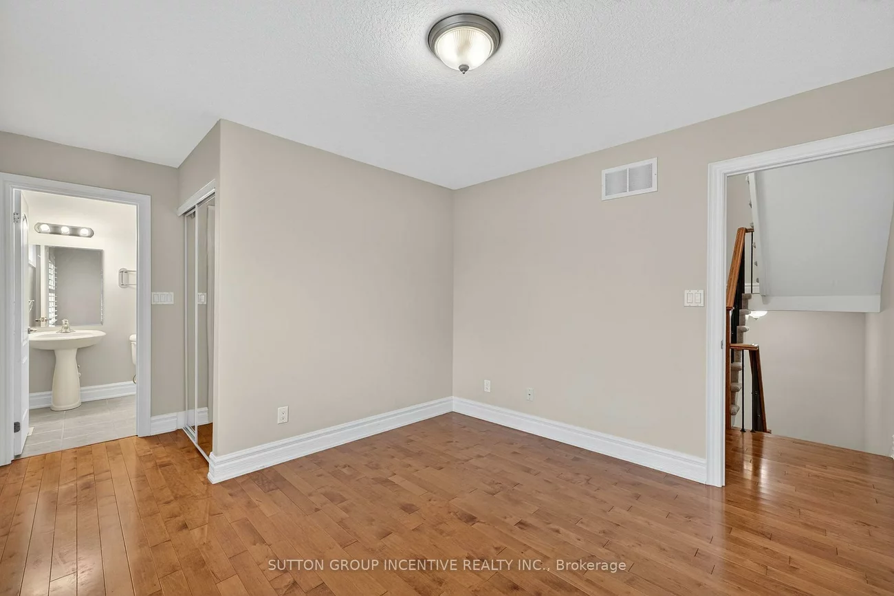 23, White Oaks, Lakeshore, Barrie
