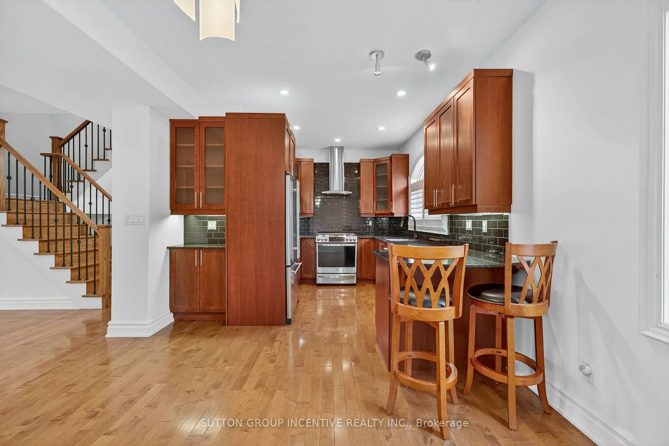 23, White Oaks, Lakeshore, Barrie