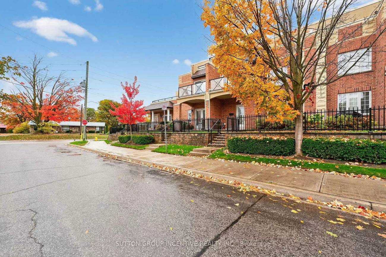 23, White Oaks, Lakeshore, Barrie