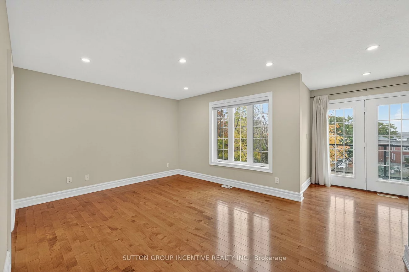 23, White Oaks, Lakeshore, Barrie