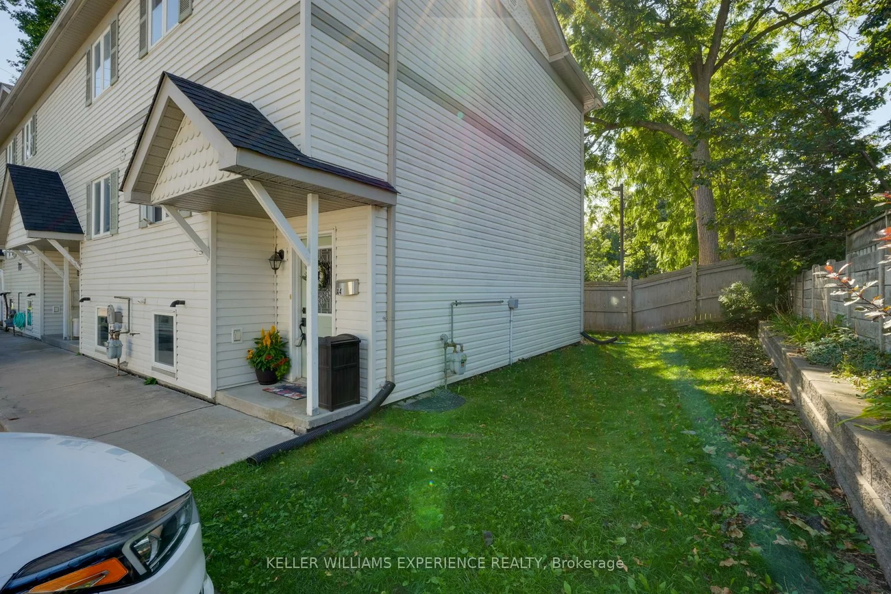 440, Yonge, Painswick North, Barrie