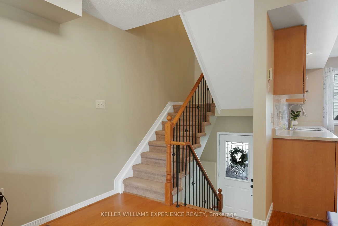 440, Yonge, Painswick North, Barrie