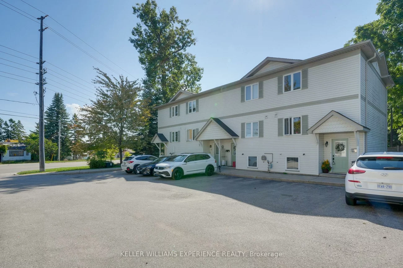 440, Yonge, Painswick North, Barrie