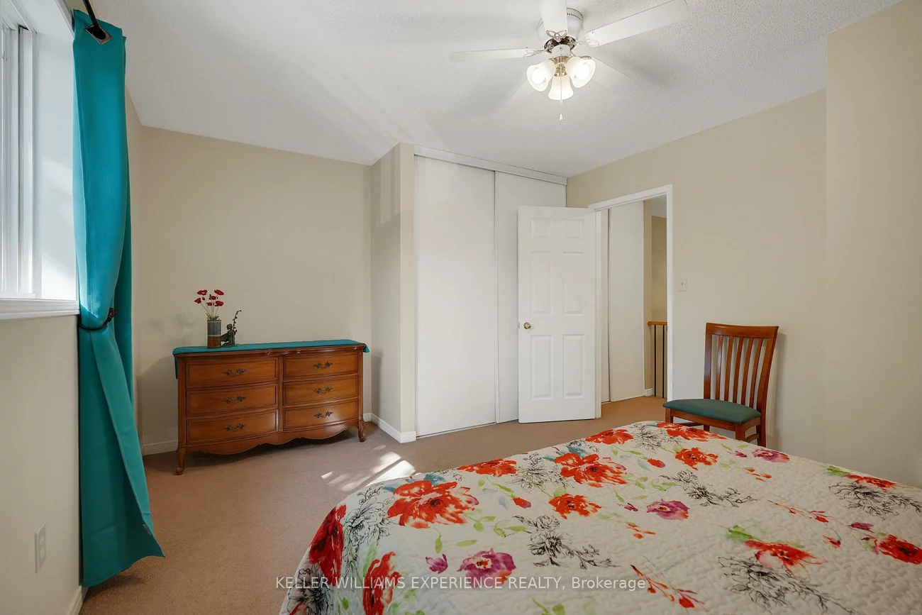 440, Yonge, Painswick North, Barrie