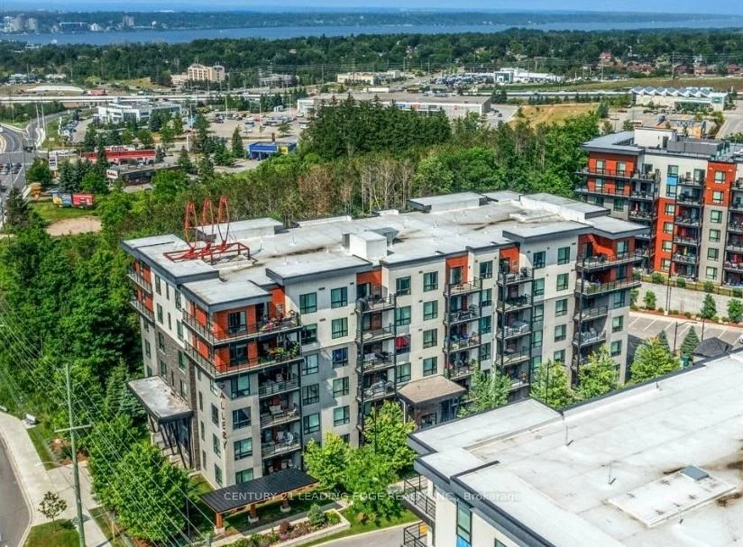 300, ESSA RD, 400 West, Barrie