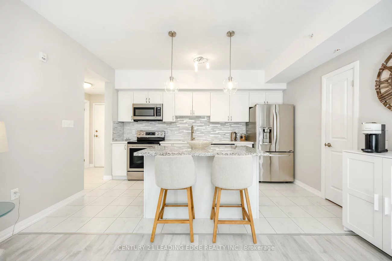 300, ESSA RD, 400 West, Barrie