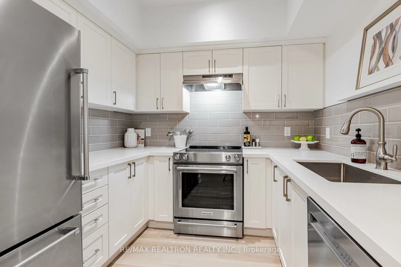 302, Essa, Ardagh, Barrie