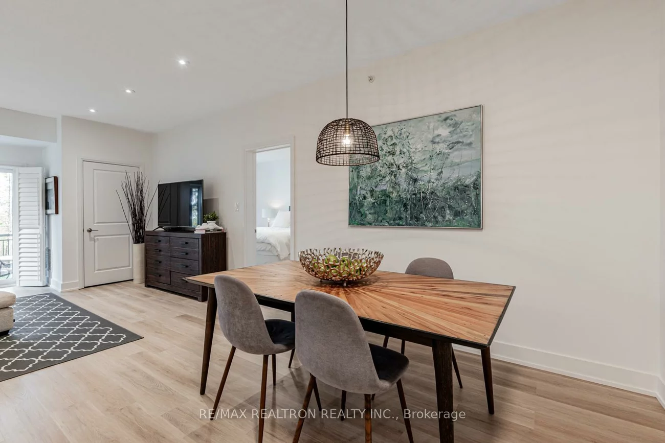 302, Essa, Ardagh, Barrie